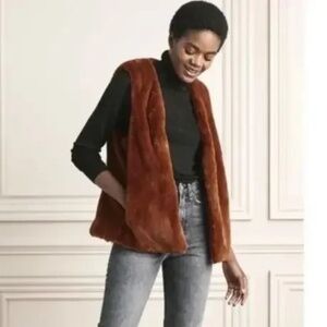 Stella & Dot Soft Faux Fur Teddy Bear Brown Vest - size M NWT